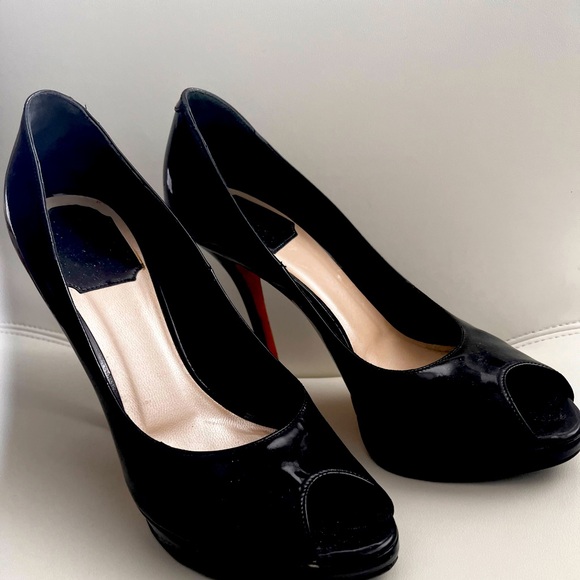 Dior Peep Toe Patent Pumps - Picture 4 of 7